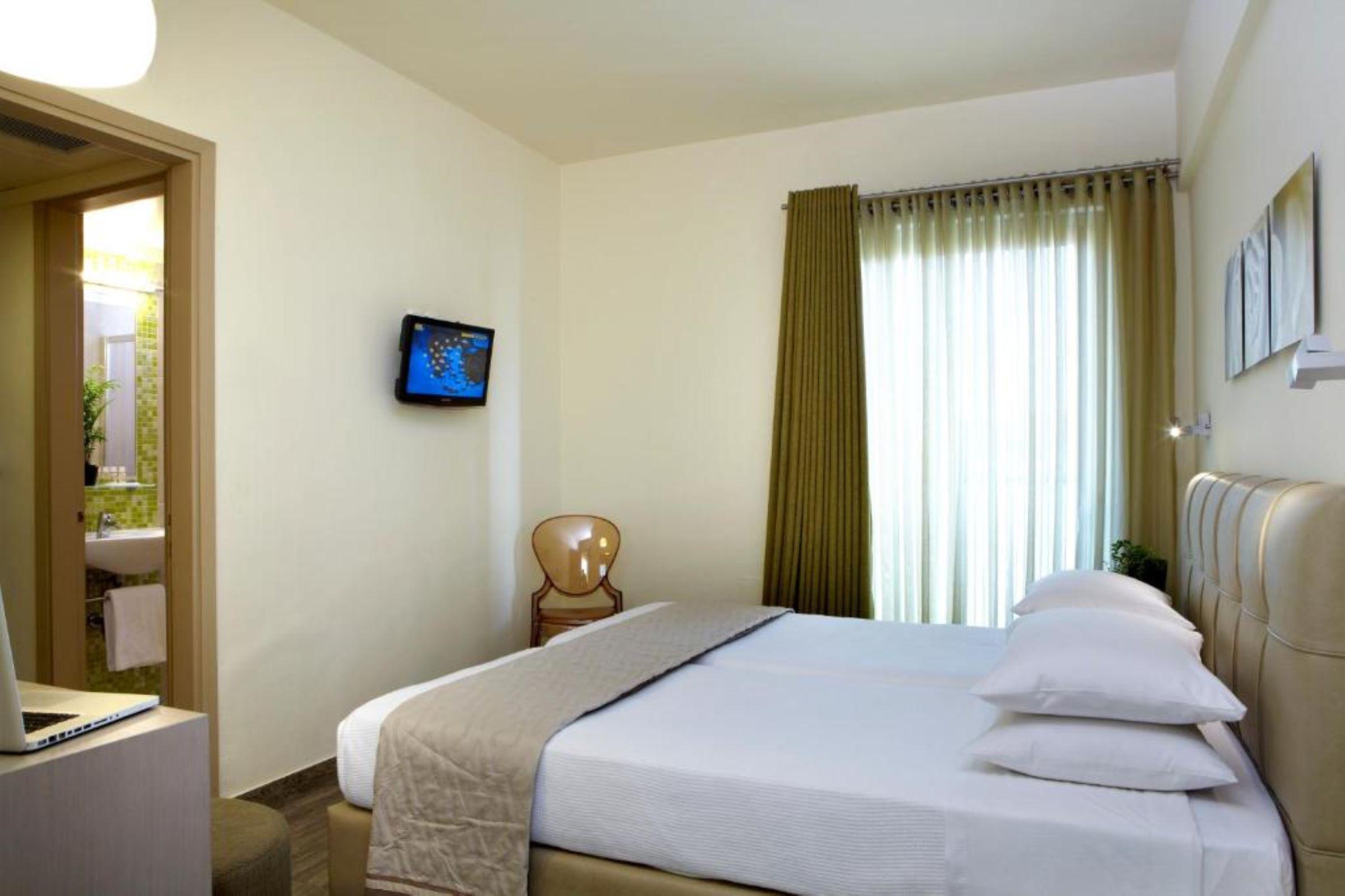 Mouikis Kefalonia 3* Аргостолион